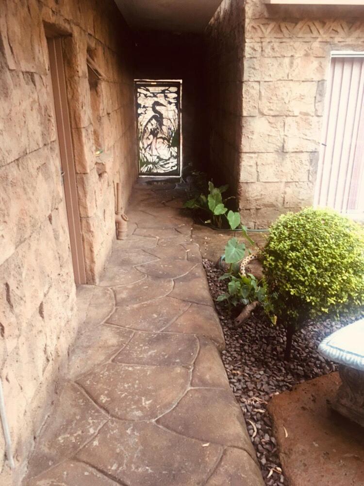 Rock Art Guesthouse Witbank Exteriör bild