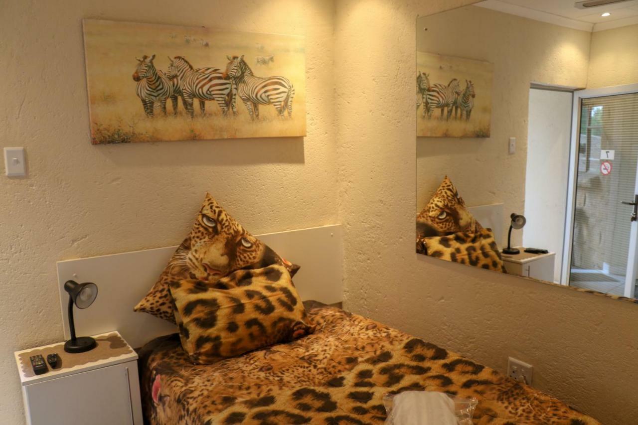 Rock Art Guesthouse Witbank Exteriör bild